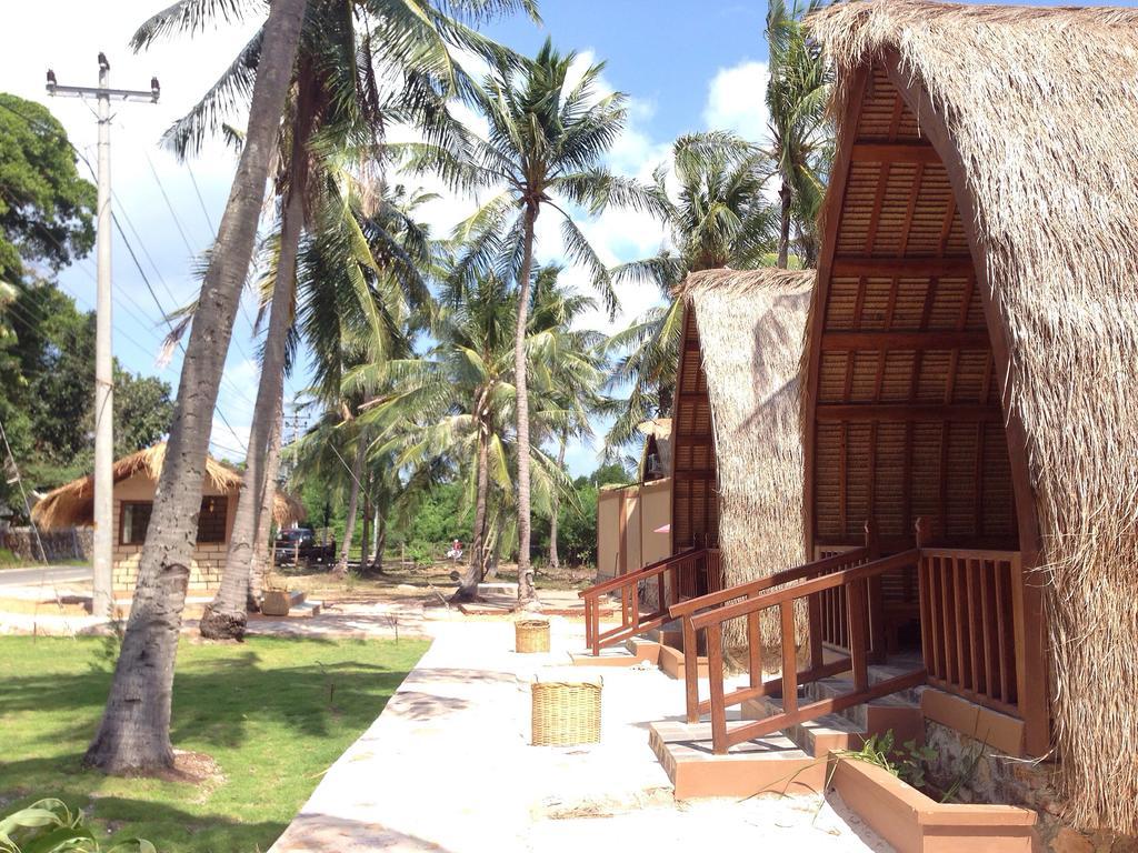 Karimun Lumbung Hotel Karimunjawa Exterior photo