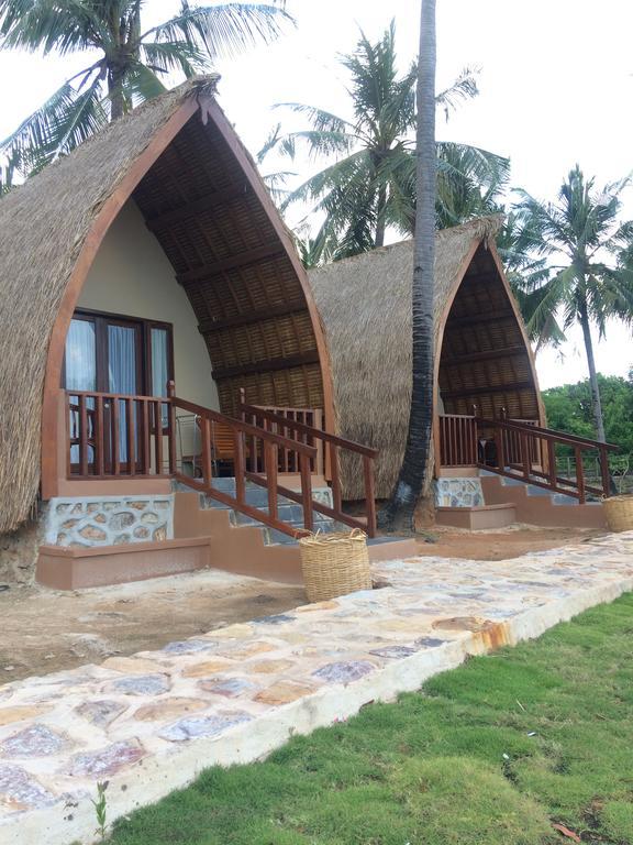 Karimun Lumbung Hotel Karimunjawa Exterior photo