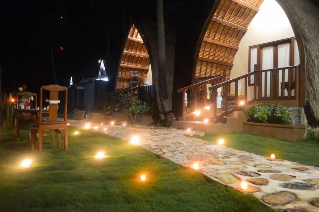Karimun Lumbung Hotel Karimunjawa Exterior photo